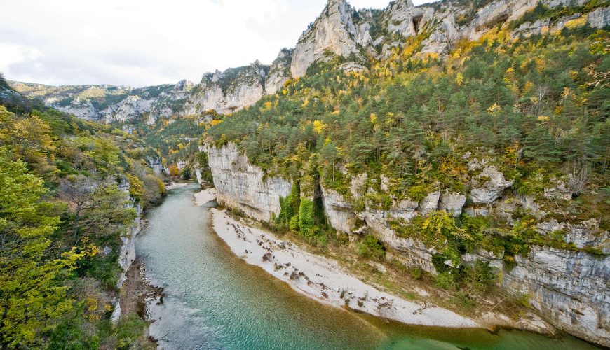 Visiter les Gorges du Tarn en van : un road trip inoubliable