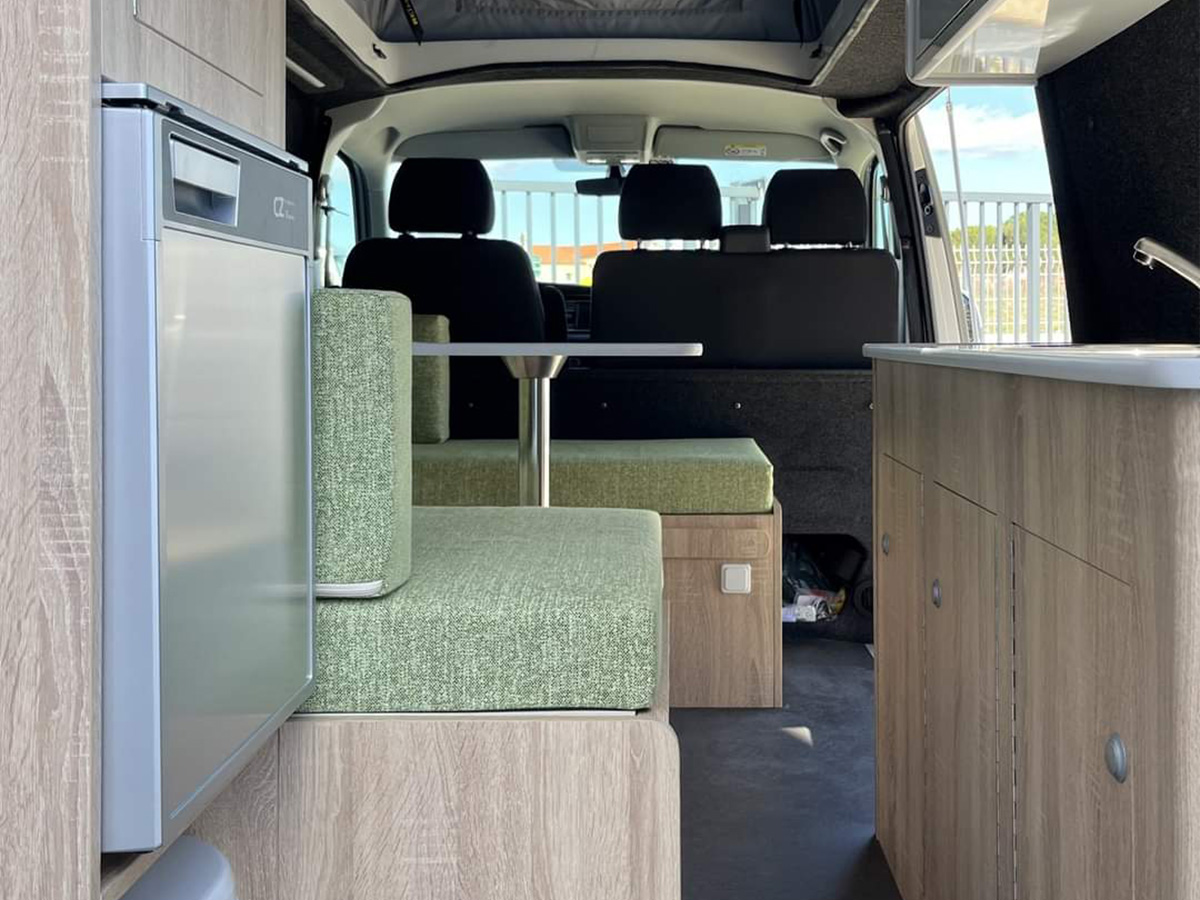 Volkswagen T6.1 Type camper n°2 (vert satin)